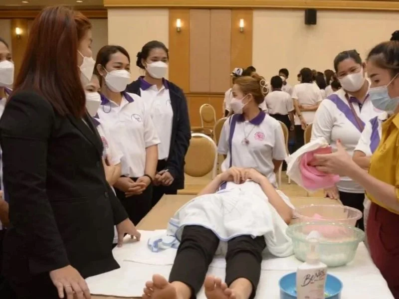 การฝึกอบรมการดูแลผู้สูงอายุ